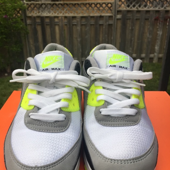 Air Max 90 ‘Volt’ 2020 - Picture 6 of 8